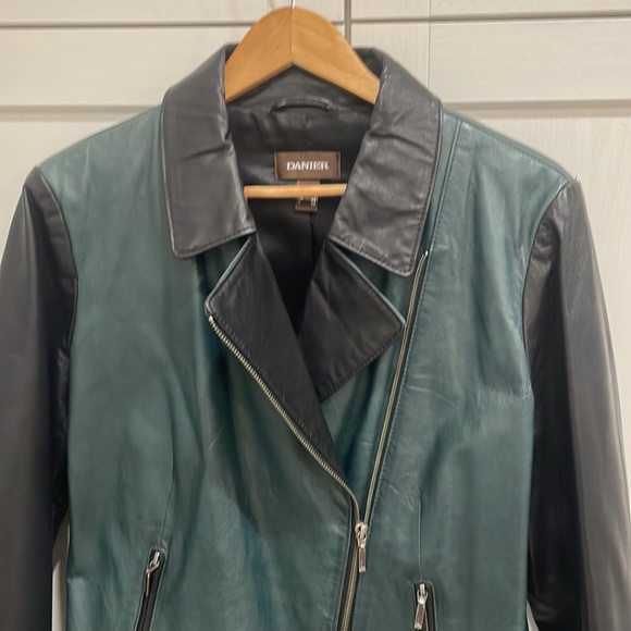 Danier Genuine Leather black and green Jacket Moto Style women’s large - Picture 4 of 13
